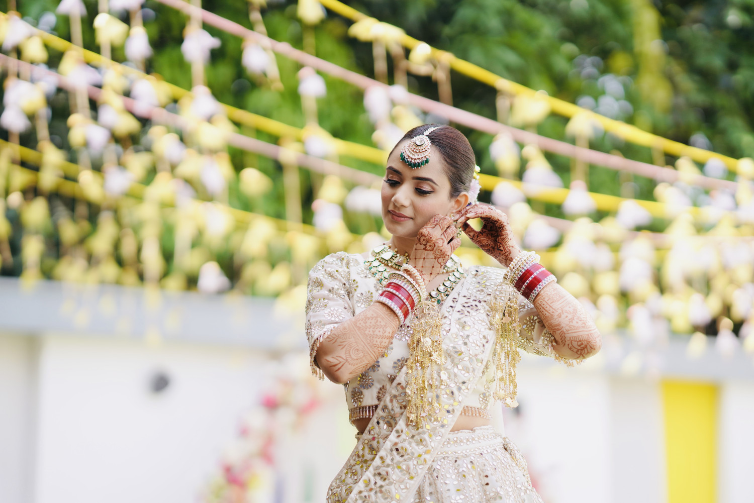 Minimal Charm Kaleeras