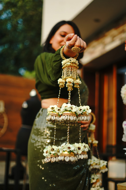 White floral Kaleeras